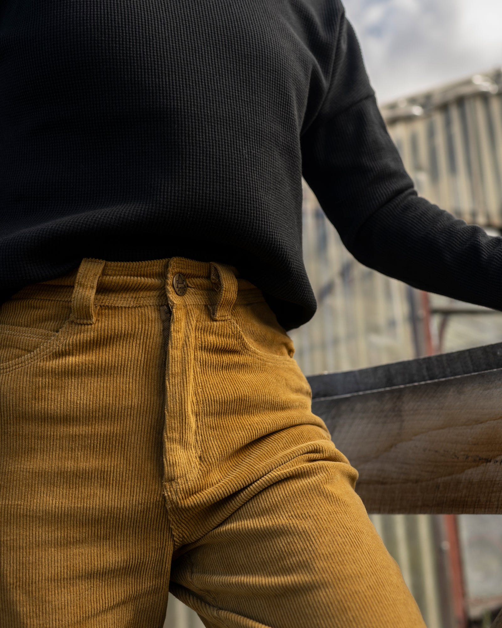 Pantalón Cotelé Kamir Mujer