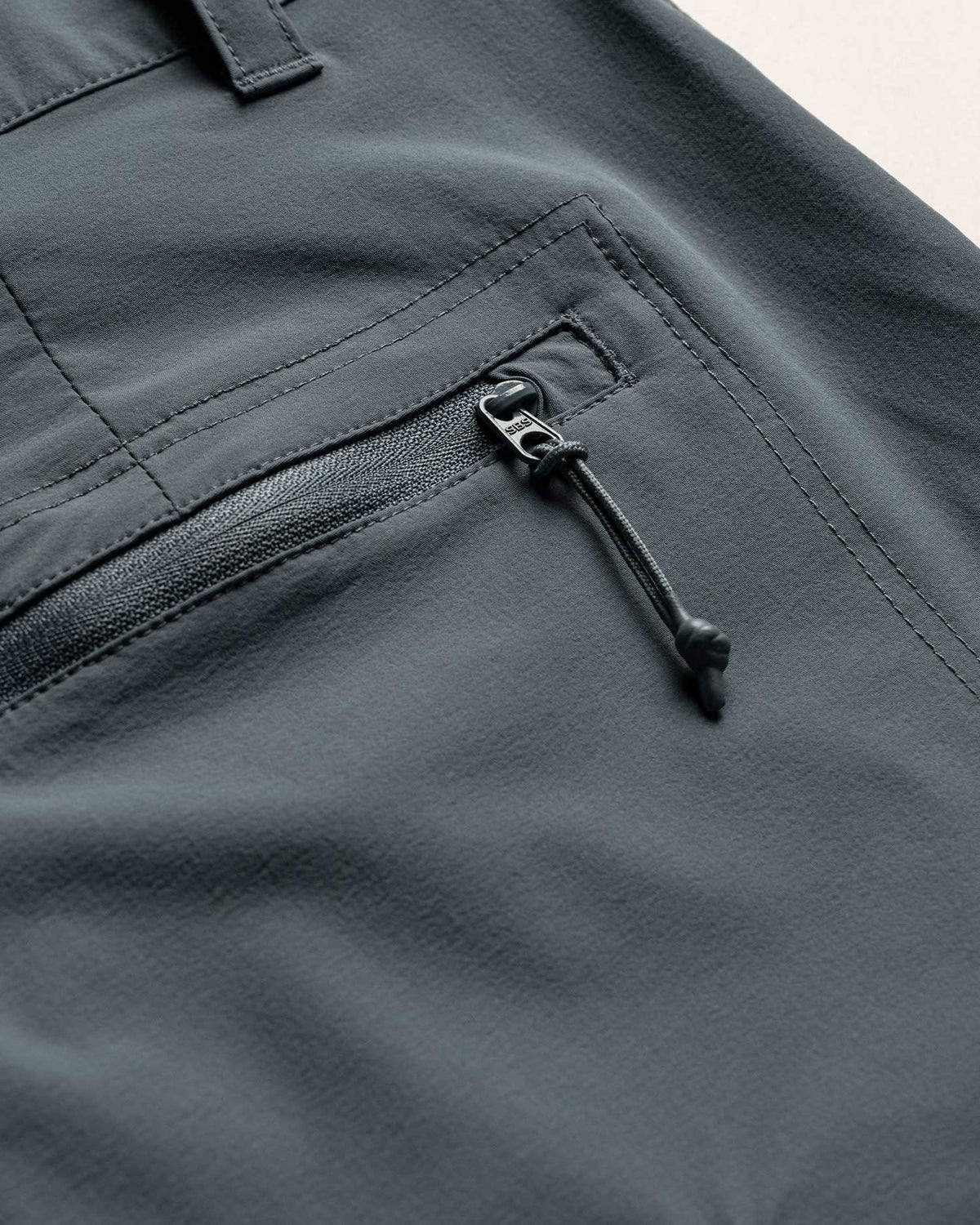 Pantalón Convertible Nemdyc Hombre