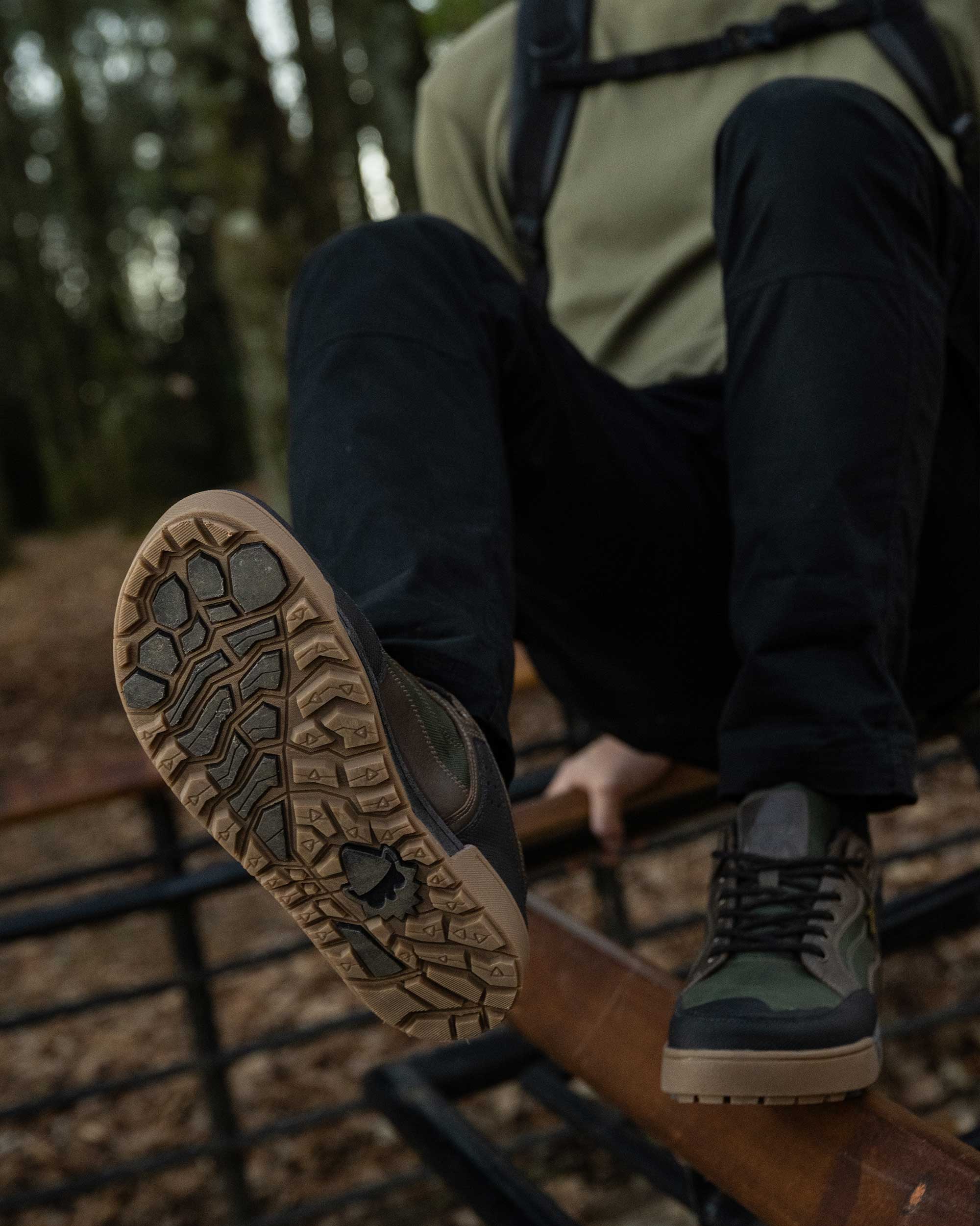 Zapatilla Impermeable G-Nomad Hombre